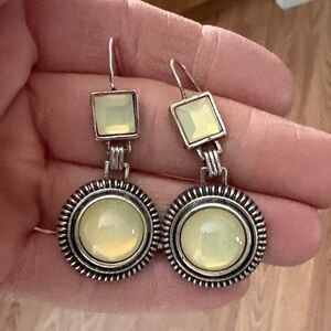 NEW YORK AND COMPANY IRIDESCENT YELLOW DROP SILVER-TONE HOOK 2" EARRINGS